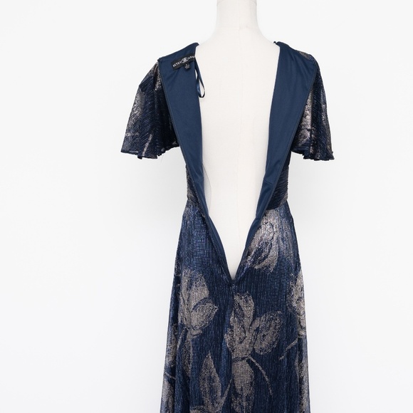 Betsy & Adam - Chloe Long Short Sleeve Metallic Print Gown - Picture 11 of 11